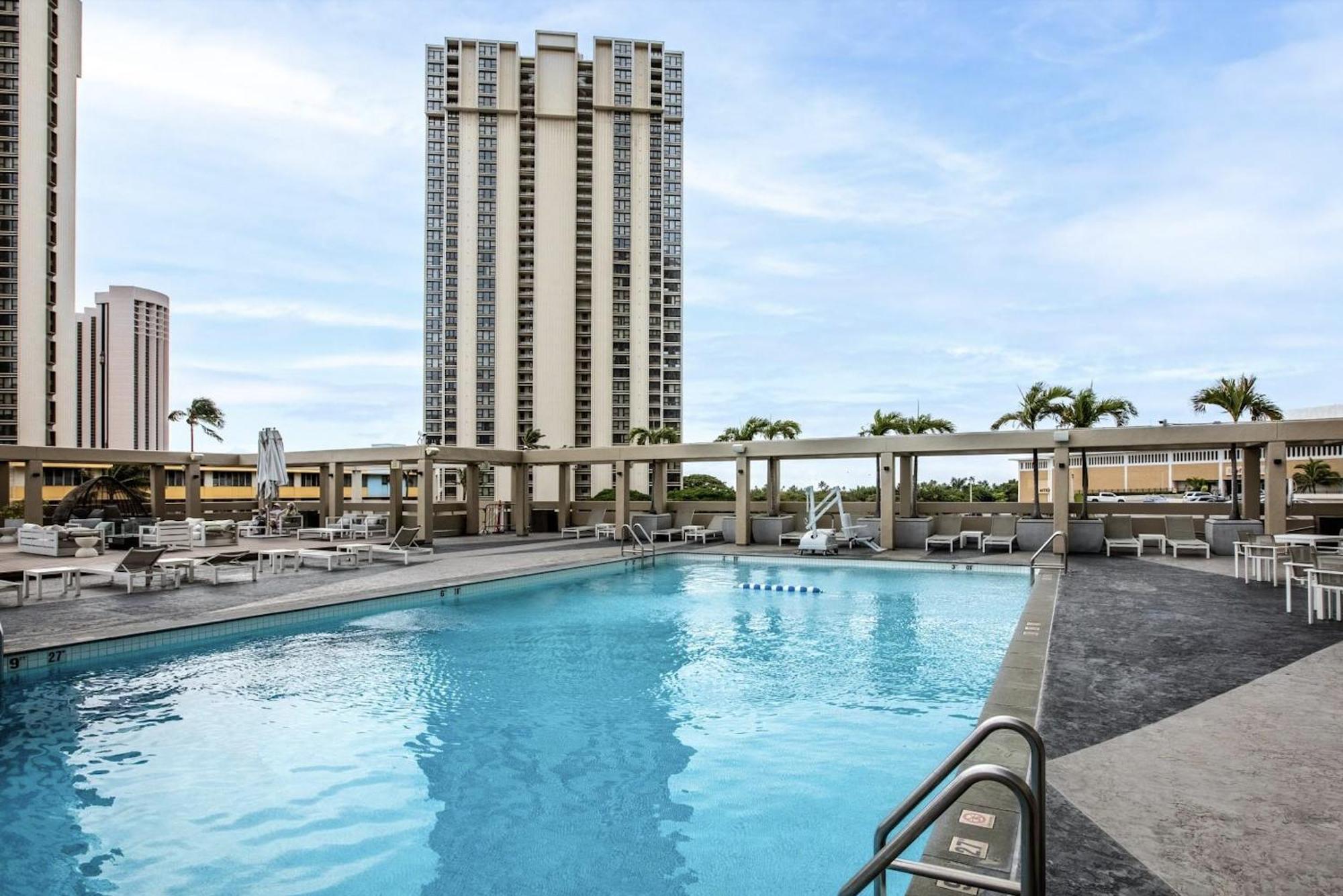 Ala Moana Condo By Zelloo Honolulu Exterior photo